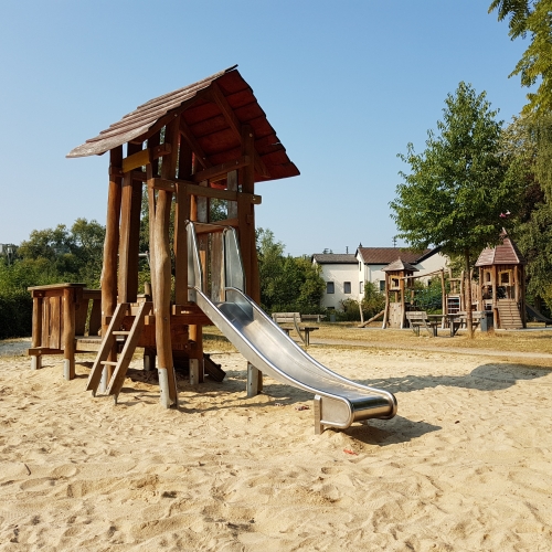 Spielplatz Am Wirt – Bild 1