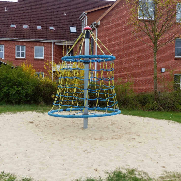 Spielplatz Vincent-Lübeck-Str – Bild 1