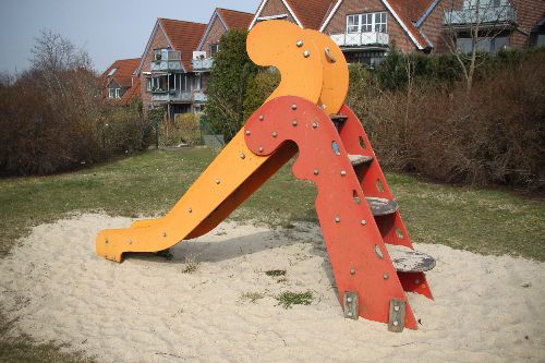 Spielplatz Vincent-Lübeck-Str – Bild 2