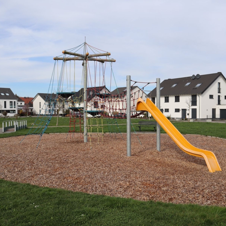 Spielplatz am Volkspark – Bild 1