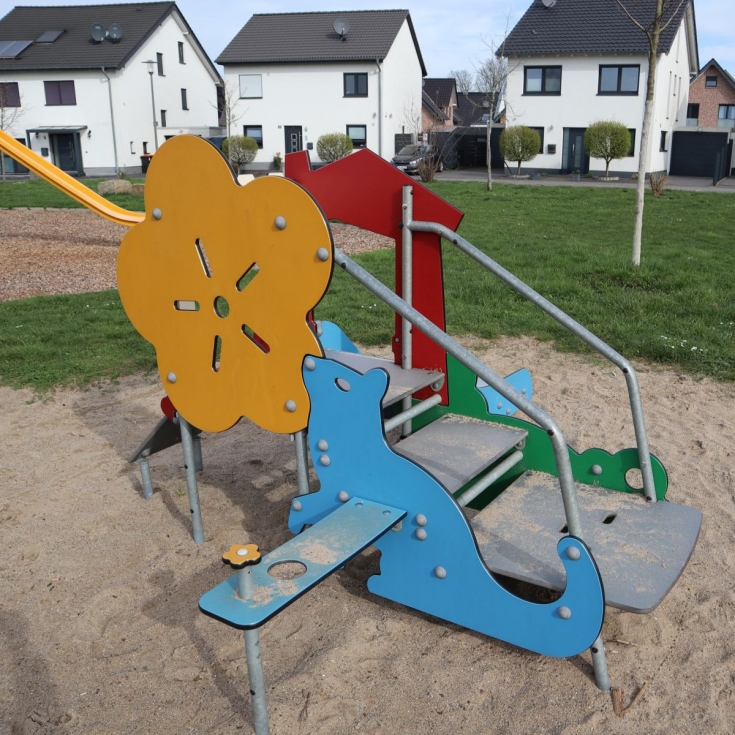 Spielplatz am Volkspark – Bild 4