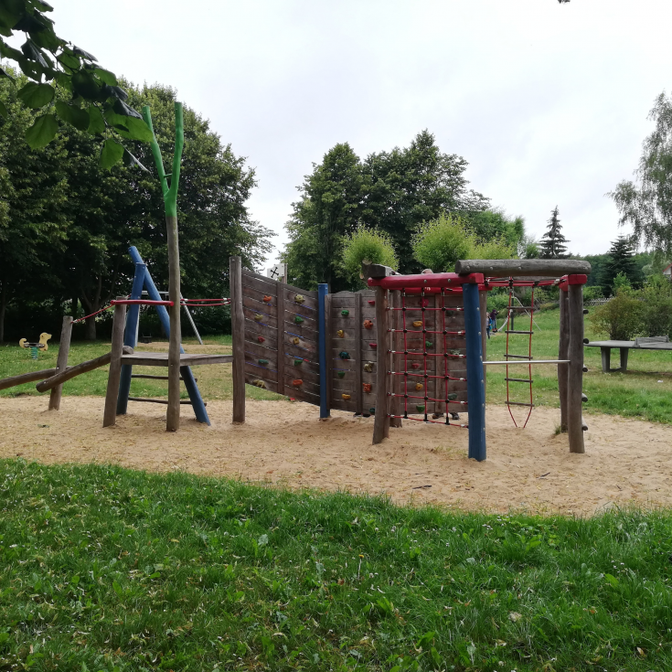 Spielplatz "Kaplunger Straße" – Bild 1
