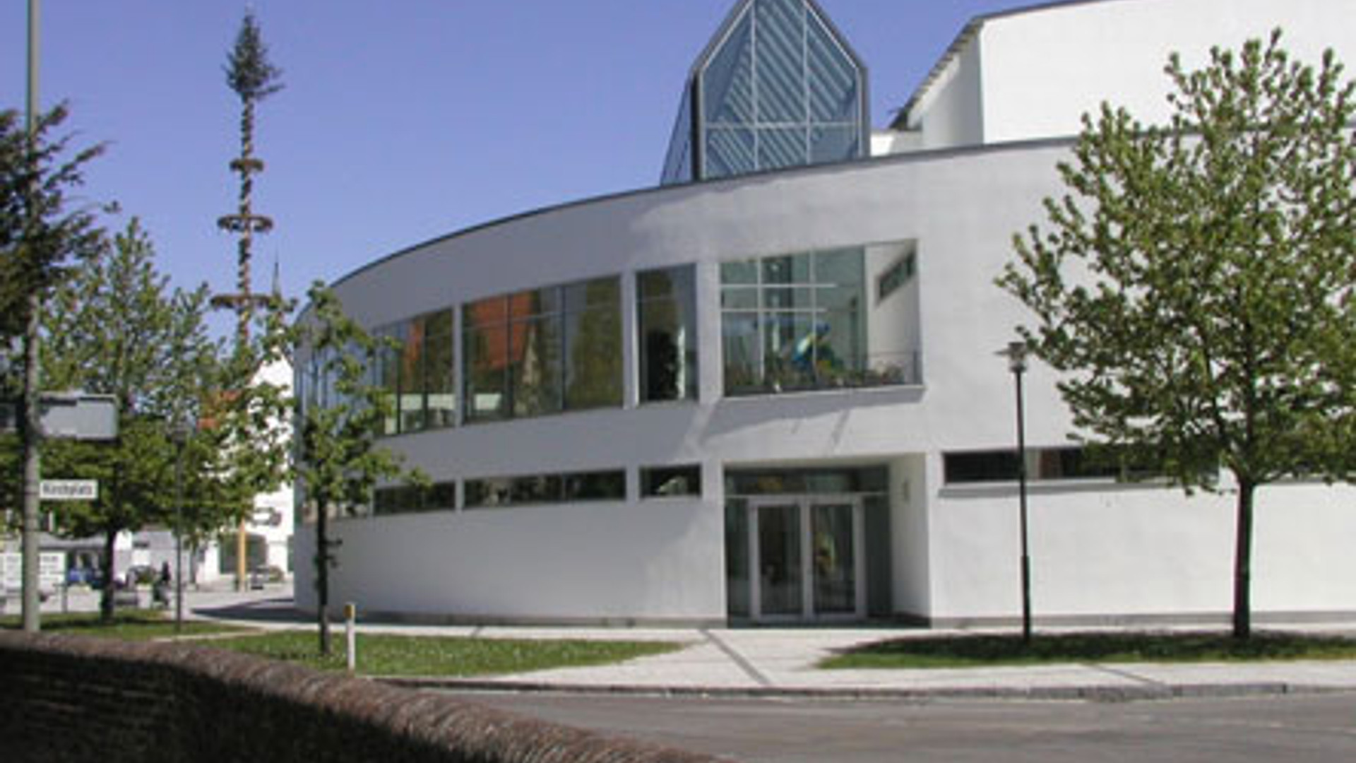 Kulturzentrum Wolfgang-Eychmüller-Haus – Bild 1