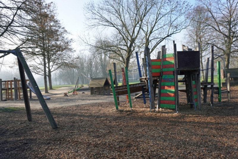 Spielplatz im Wertwiesenpark – Bild 2