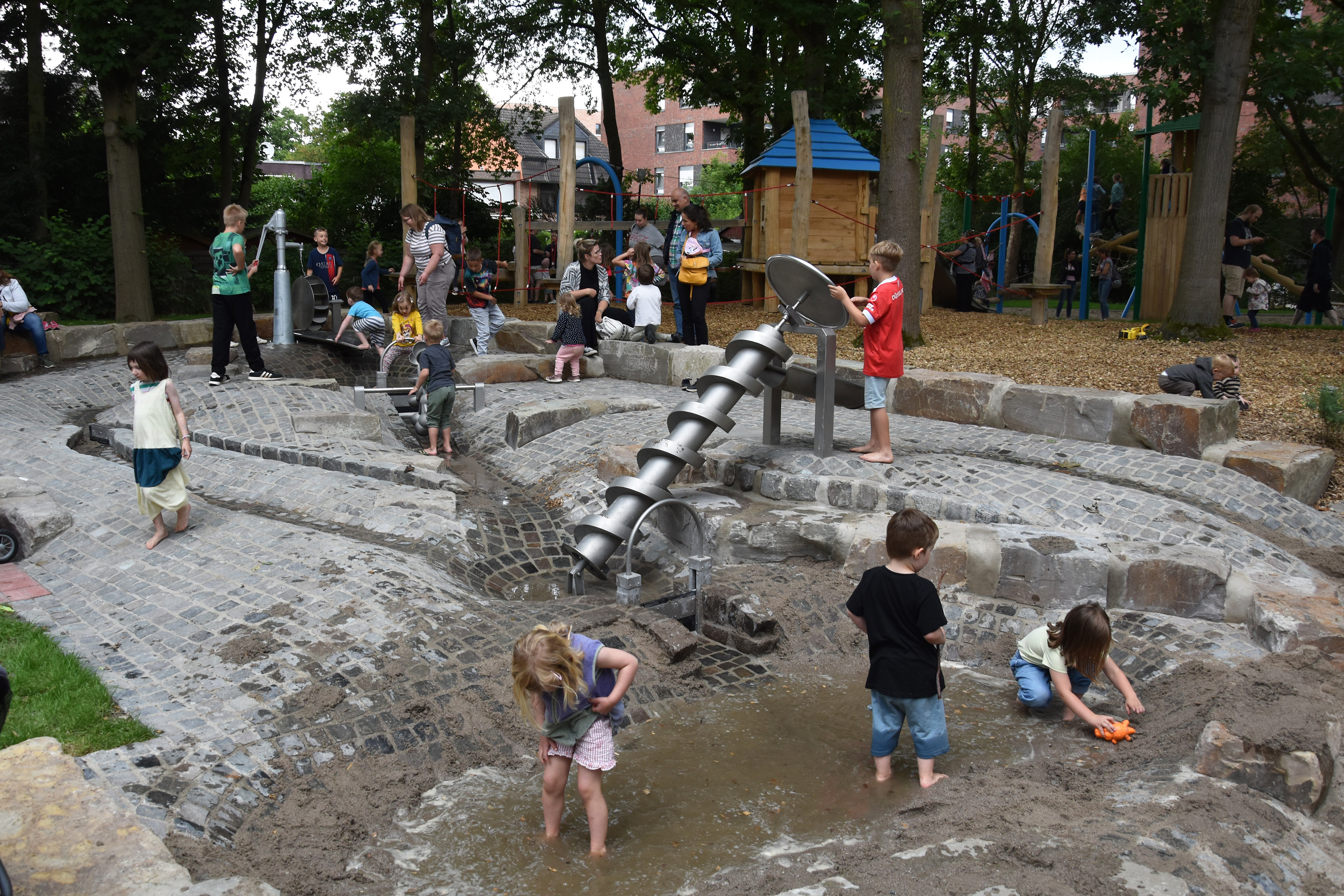 Playground – Bild 5