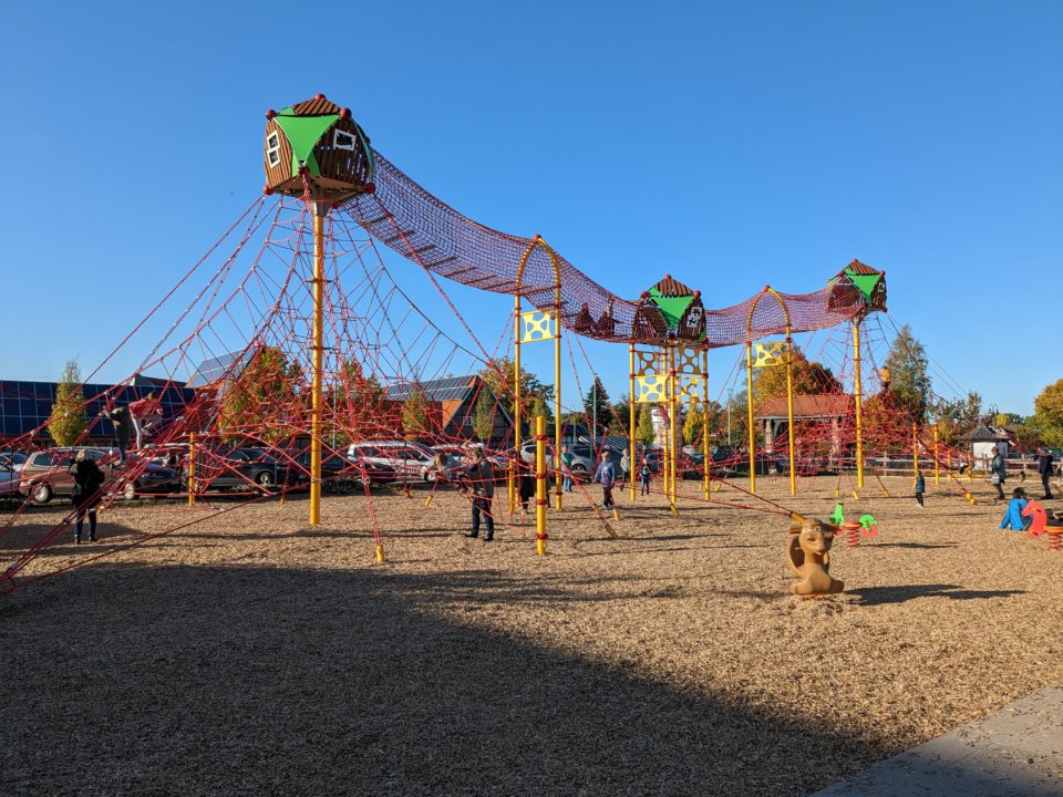 Playground – Bild 6