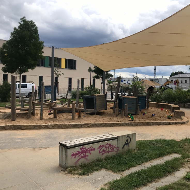 Spielplatz Friedensstraße – Bild 1