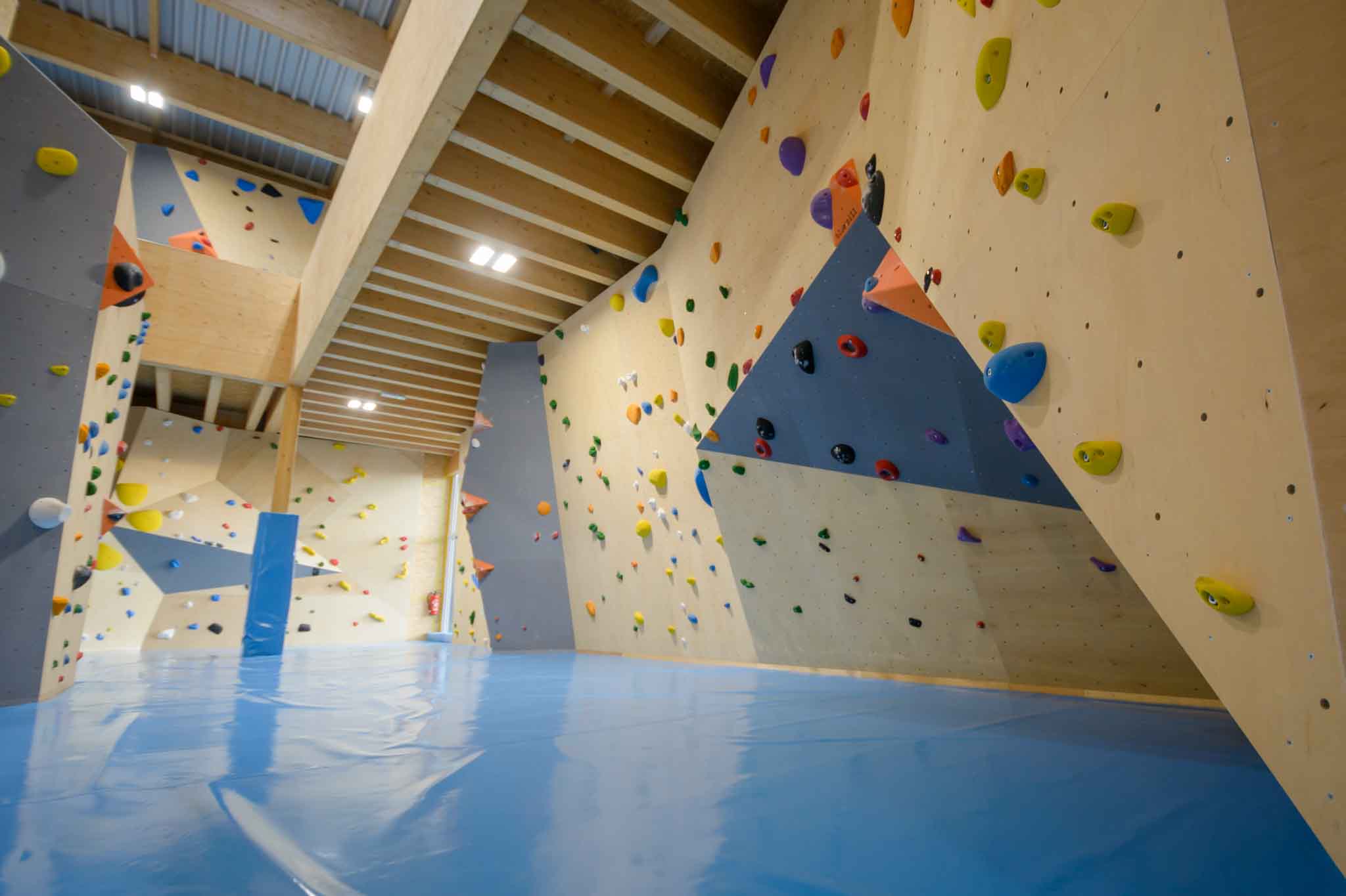 ROX Boulder- und Kletterzentrum Herrenberg GmbH – Bild 1