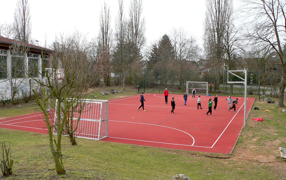 Bolzplatz – Bild 3