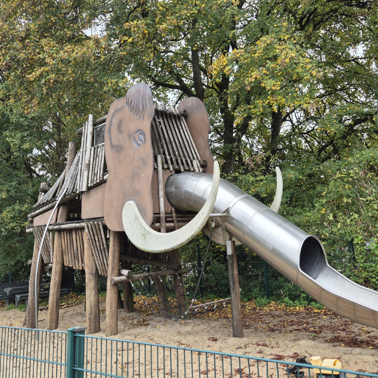 Spielplatz – Bild 2