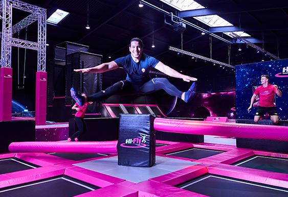 Hi-Fly Trampolinpark – Bild 1