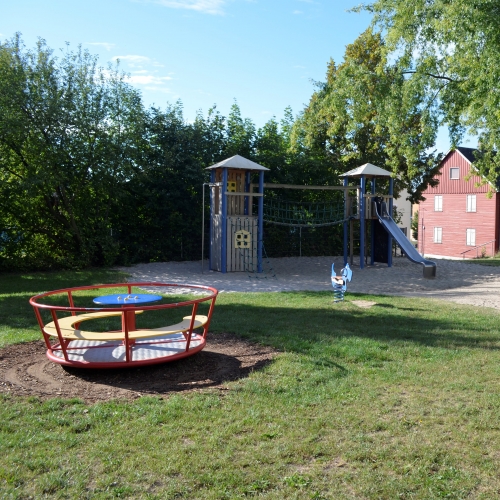 Spielplatz Karlsbader Str. – Bild 1