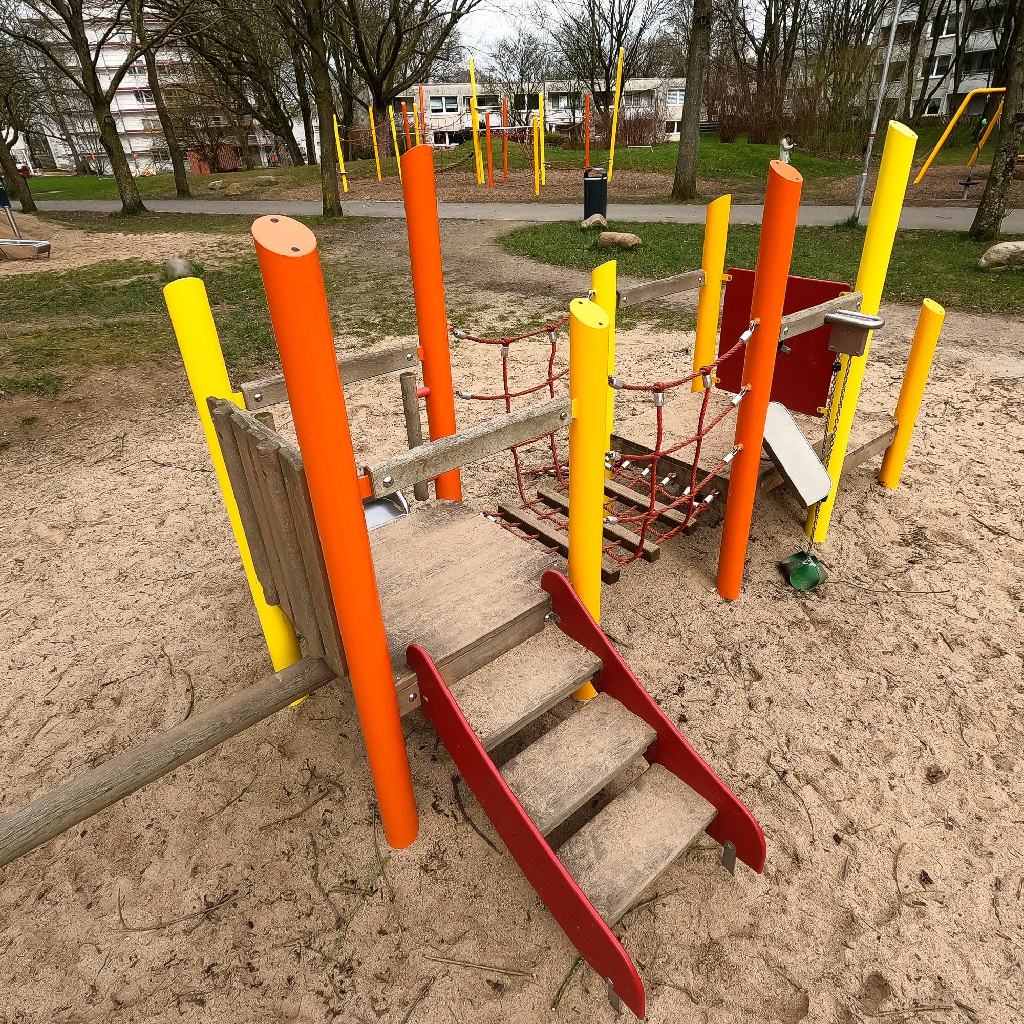 Spielplatz Nehrunger Weg – Bild 4