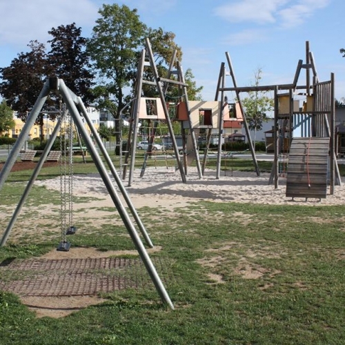 Kennedy Spielplatz – Bild 2