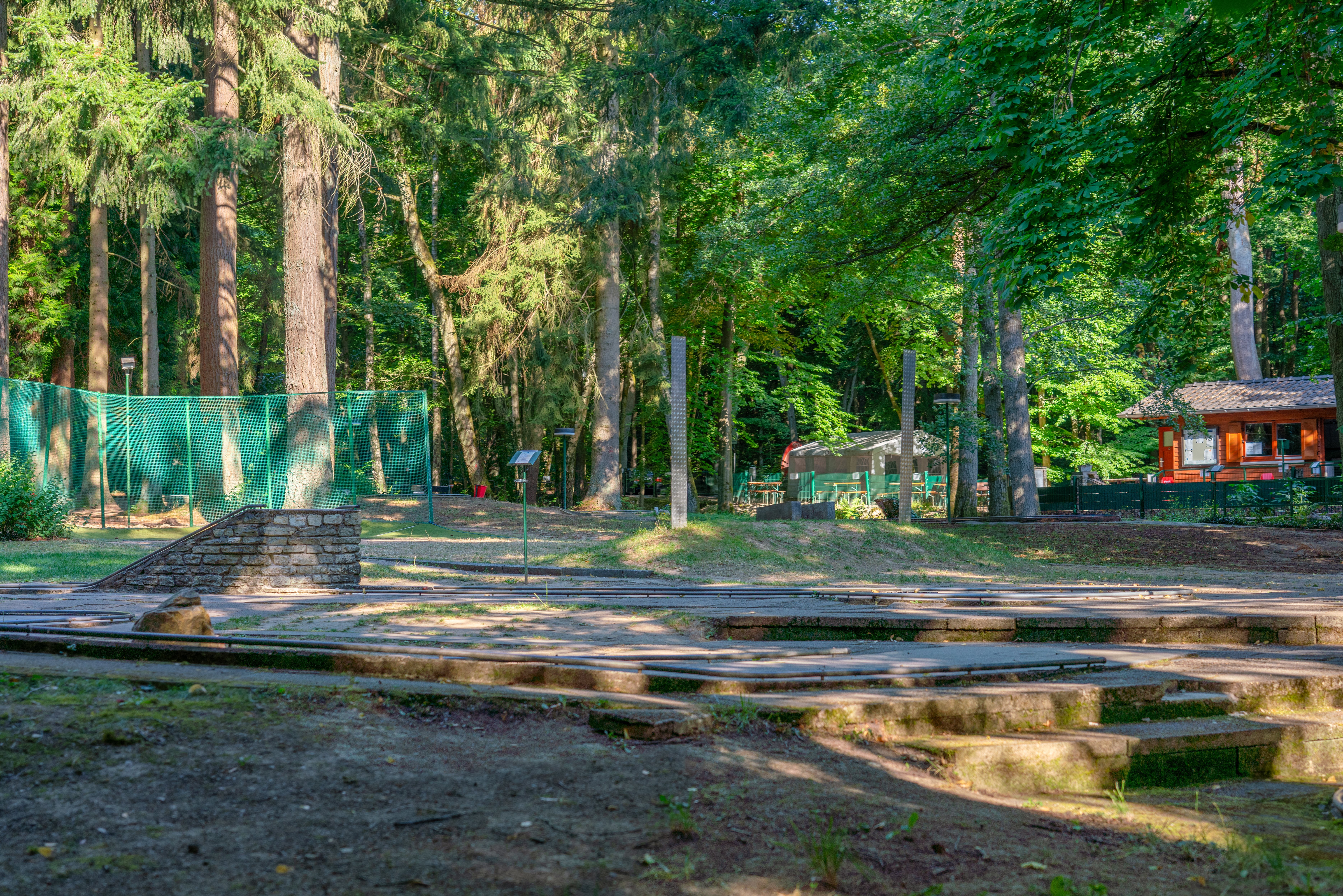 Minigolf-Anlage Hirschgarten – Bild 1