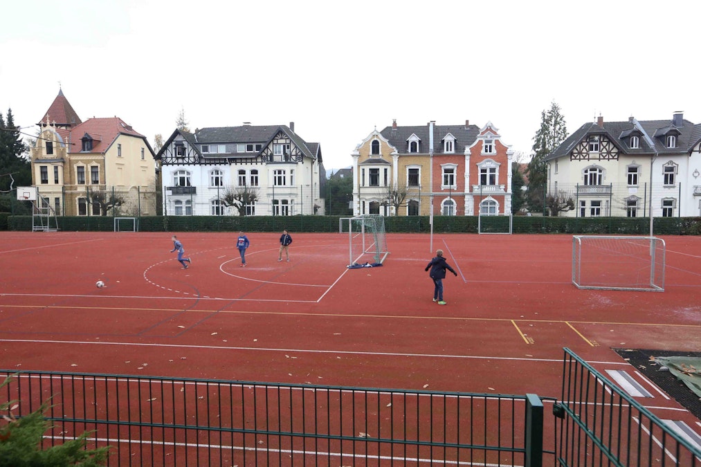 Sportplatz – Bild 1