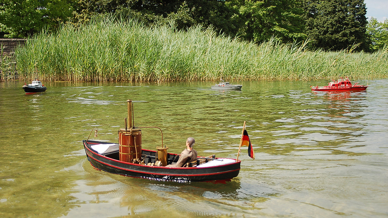 Modellboothafen im Britzer Garten – Bild 2