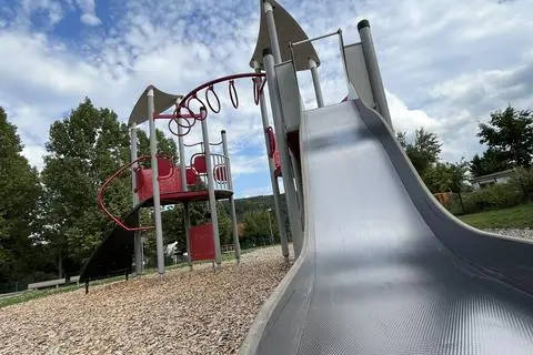 Spielplatz Fahler – Bild 1