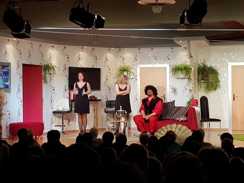 Kleine Bühne – Bild 1