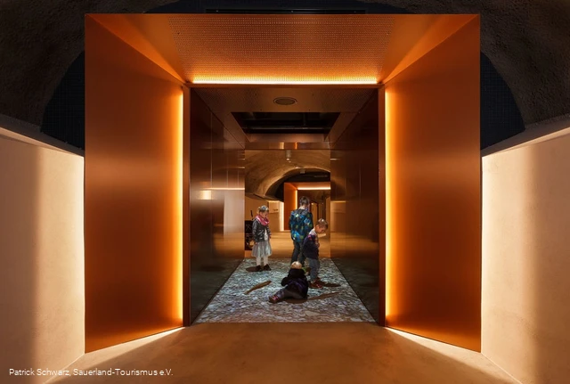 Erlebnisaufzug zur Burg Altena – Bild 5