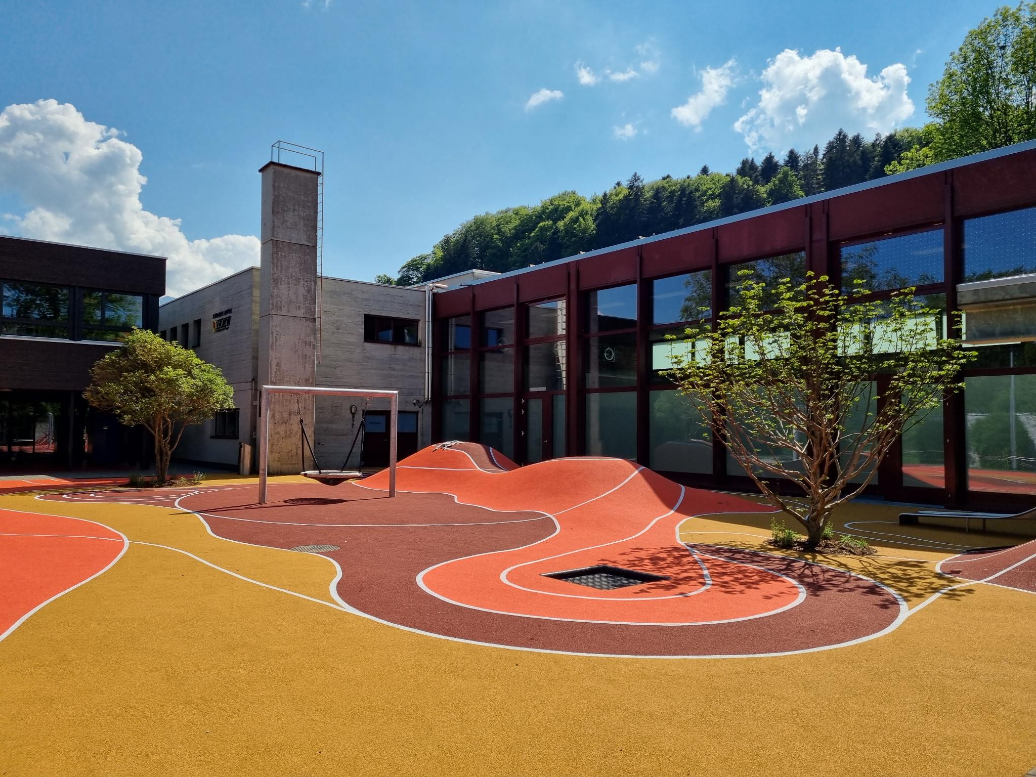 Pausenplatz für Kinder – Bild 6