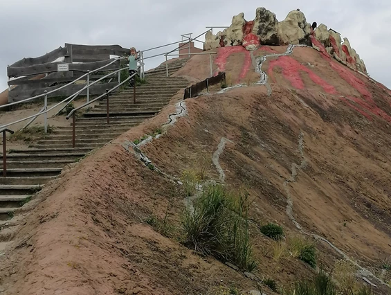 Vulkan im Tier-, Freizeit- und Saurierpark Germendorf – Bild 3