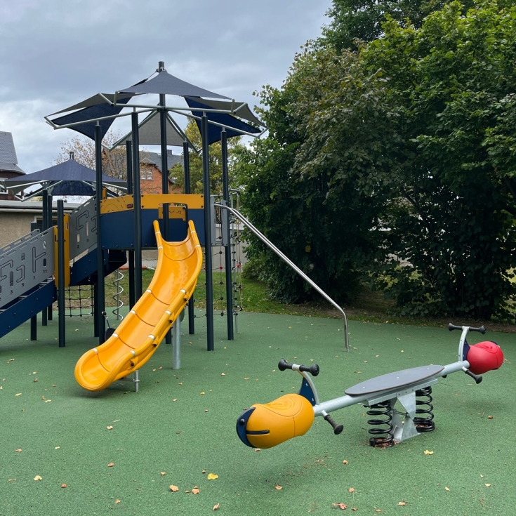 Spielplatz – Bild 4