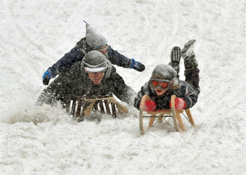 Rodelberg mit drei Rutschen – Bild 5