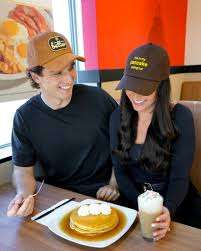 Stacked Pancake & Breakfast House – Bild 3