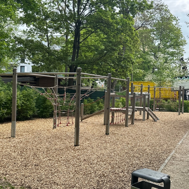 Spielplatz an der Dambacher Straße – Bild 3