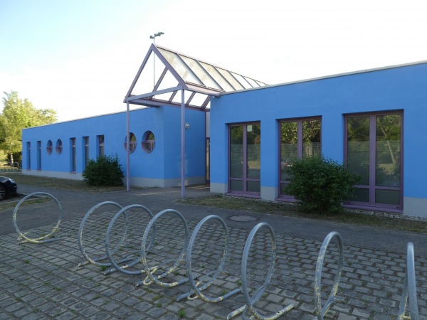 Freizeit Komplex Ost – Bild 1