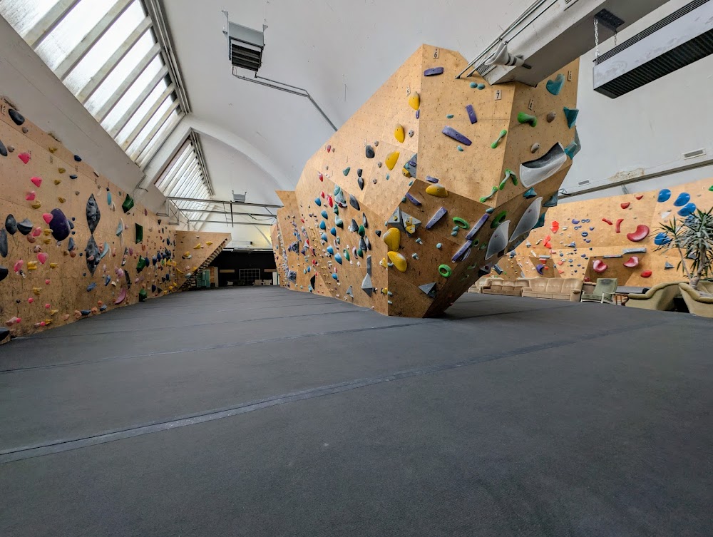 Felsmeister Boulderhalle Bad Oeynhausen – Bild 1