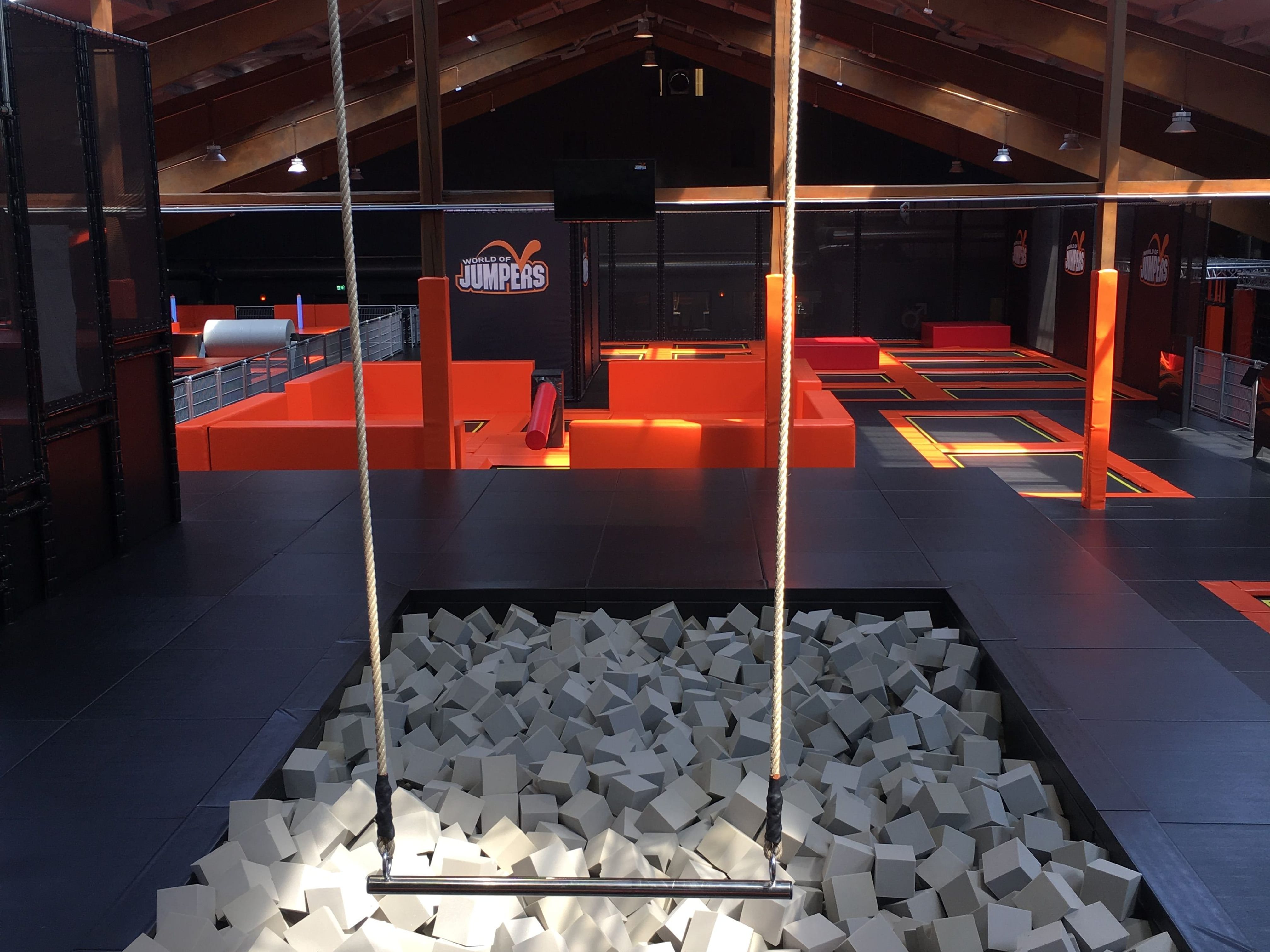 World of Jumpers – Bild 4