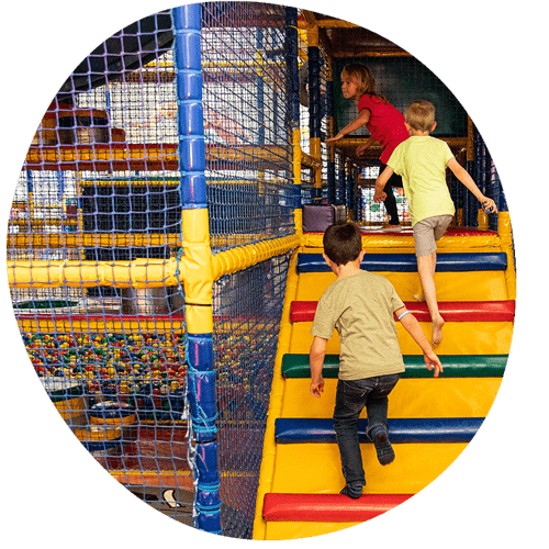 Remmi Demmi Kinderland mit Bistro – Bild 2