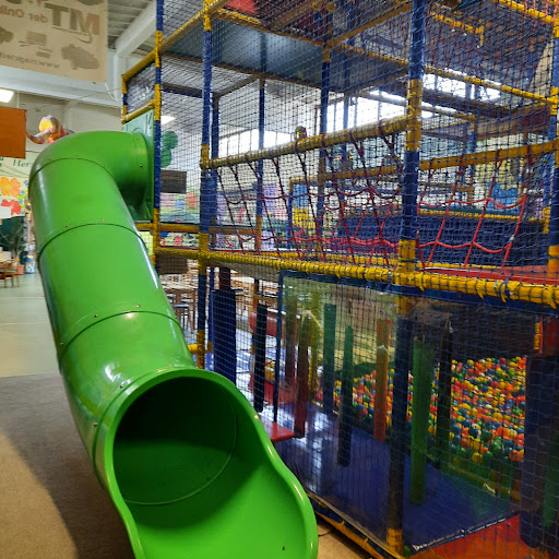 Remmi Demmi Kinderland mit Bistro – Bild 5