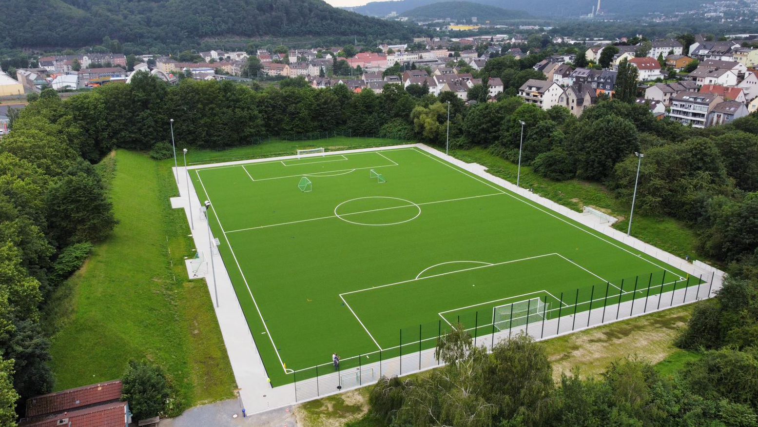 Spiel- und Sportplatz Eckeseyer Straße – Bild 1