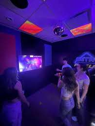 Retro Futur Repentigny – Bild 6