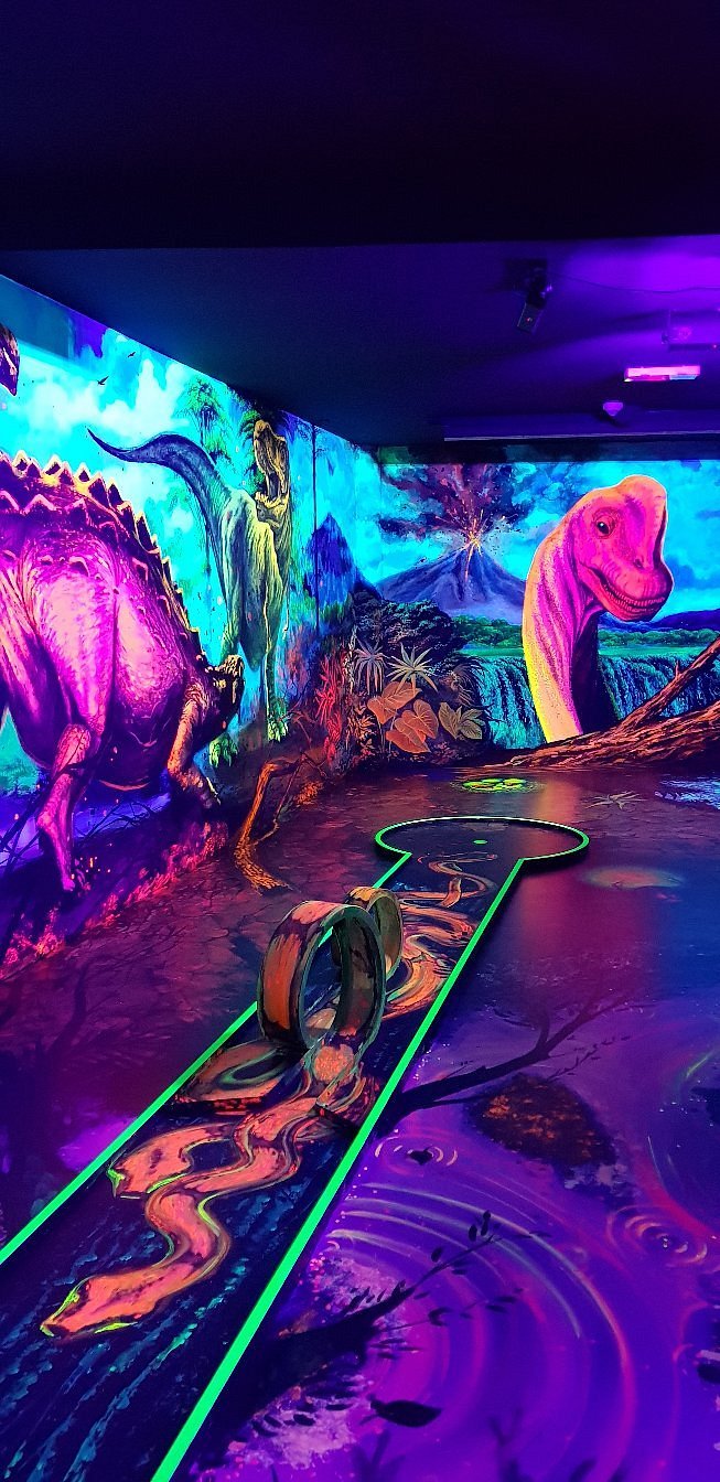 Schwarzlicht Golf 3D – Bild 2