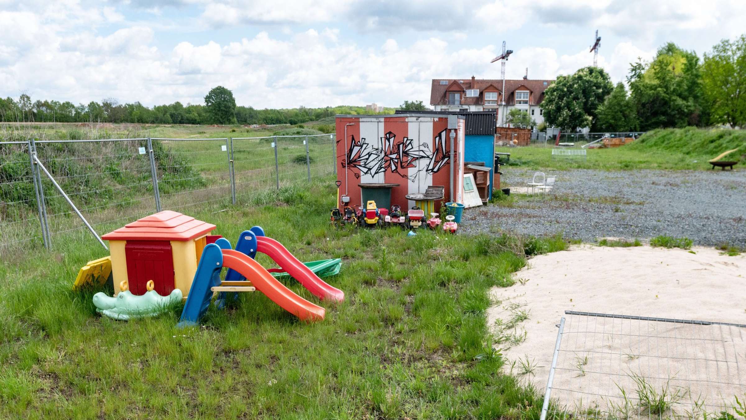 Juki - Farm – Bild 2