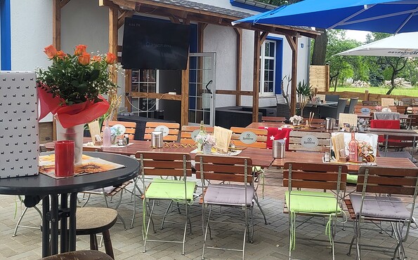 Lausitzer Sperlingsstüb'l im Grünen – Bild 2