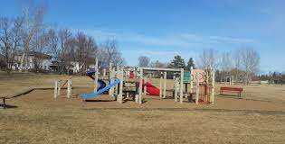 Sunningdale Park Playground – Bild 2