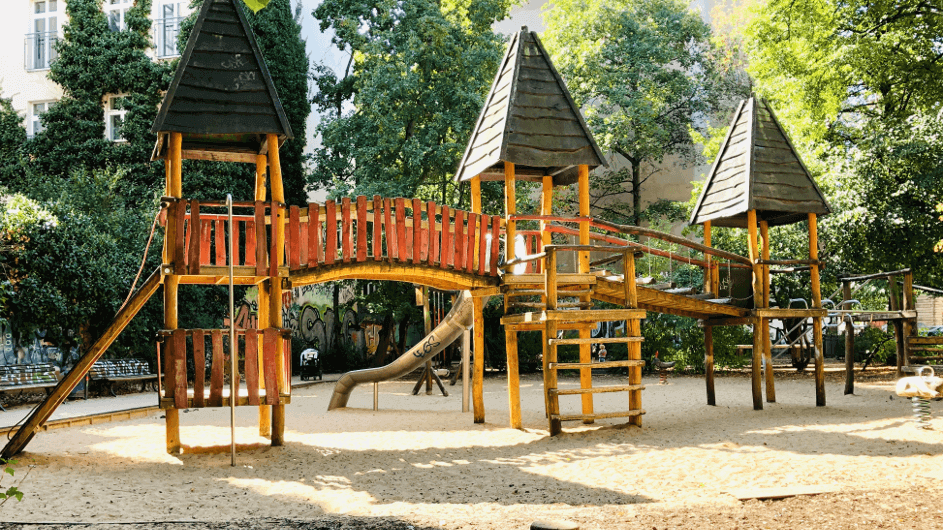 Spielplatz auf dem Zeppelinplatz – Bild 6