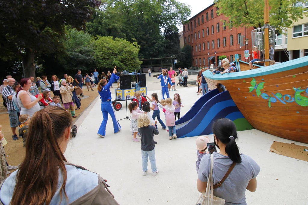 Spielschiff & Wasserspiel – Bild 2