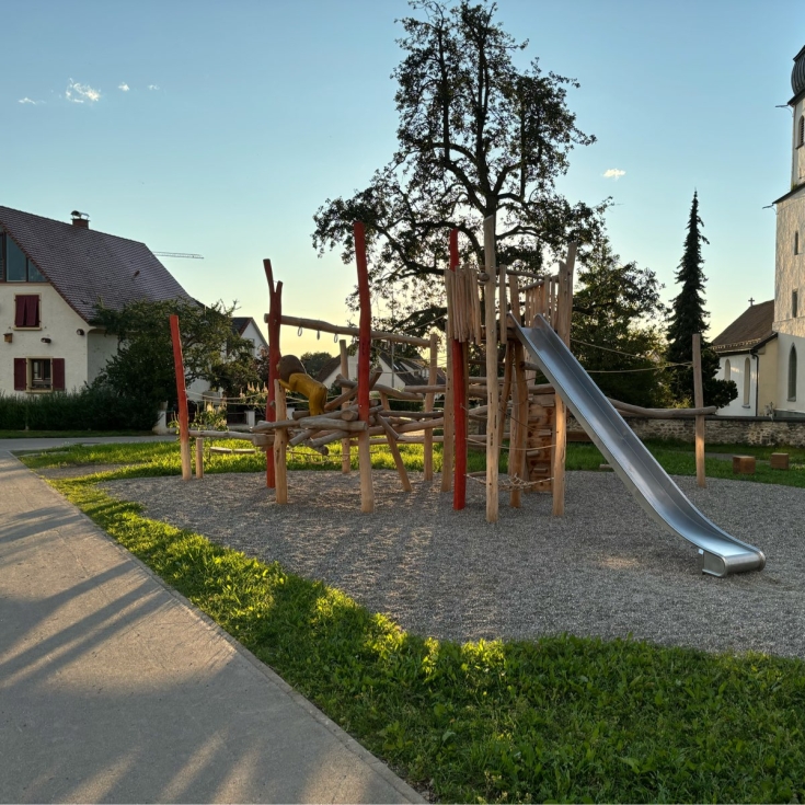 Spielplatz – Bild 2