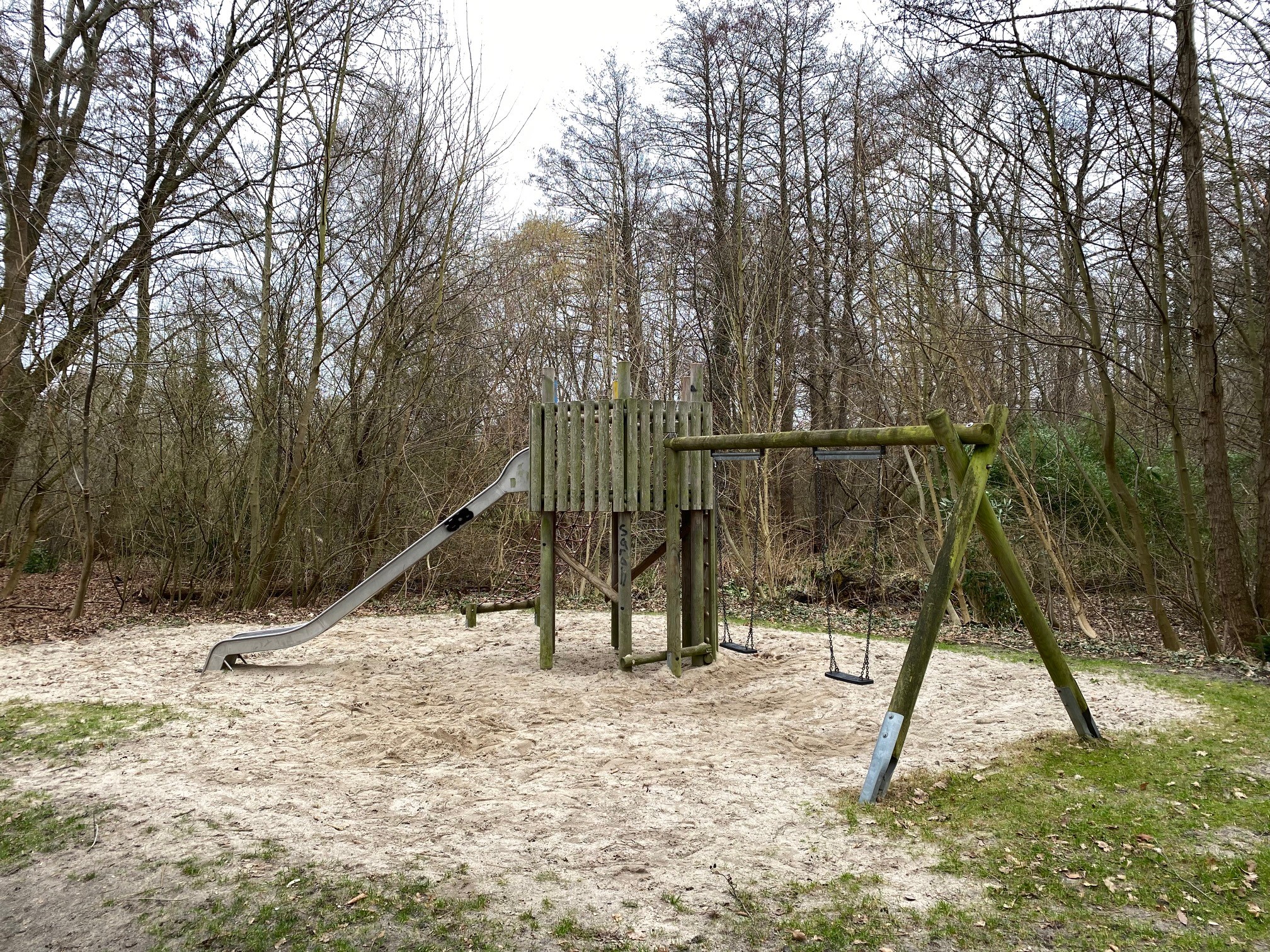 Kinderspielplatz Uetzer Straße – Bild 1