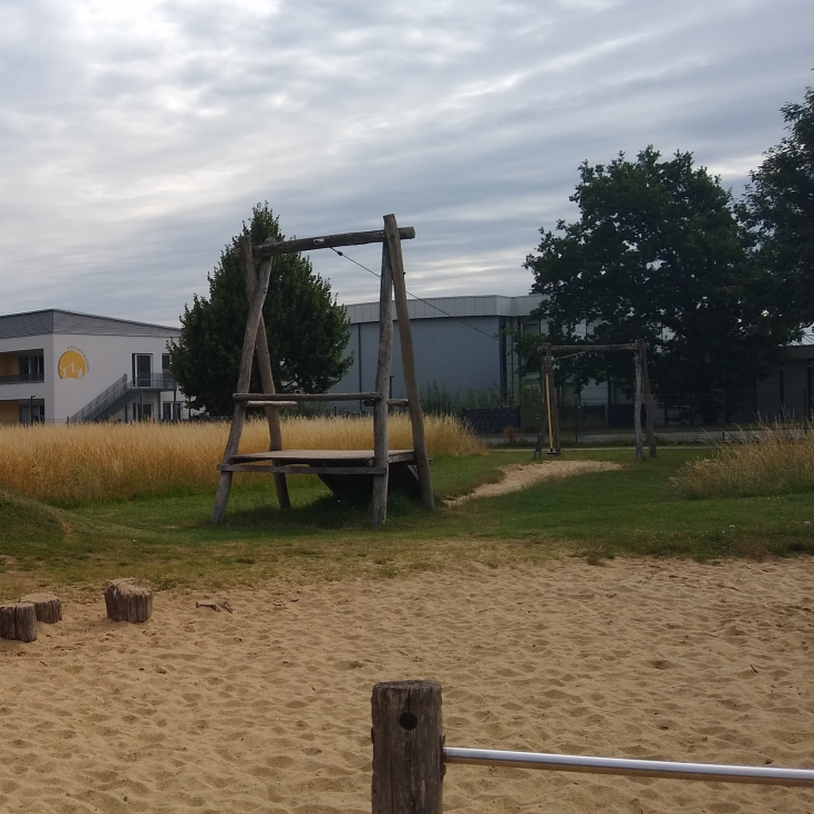 Wiesengraben Spielplatz – Bild 4