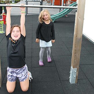 Spielplatz – Bild 5