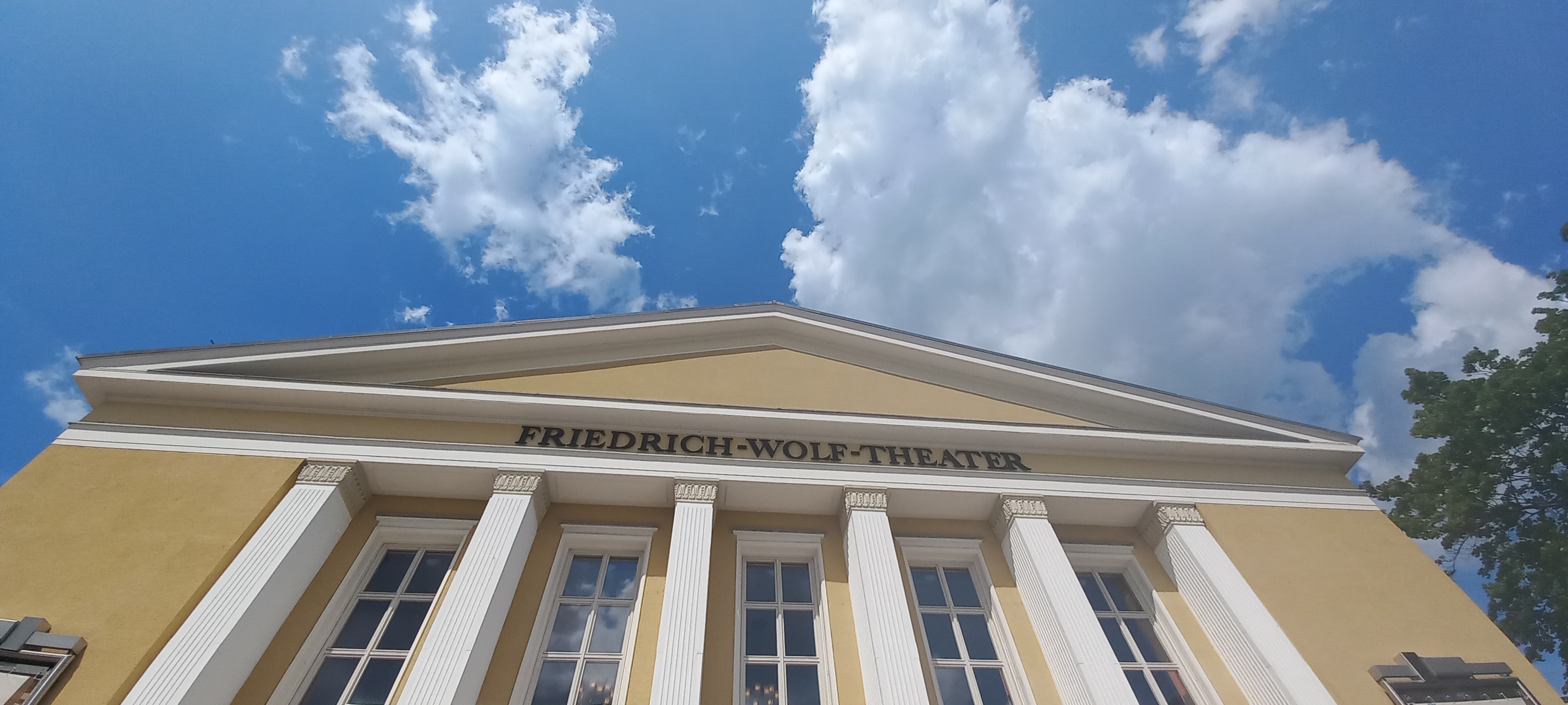 Friedrich-Wolf-Theater – Bild 3