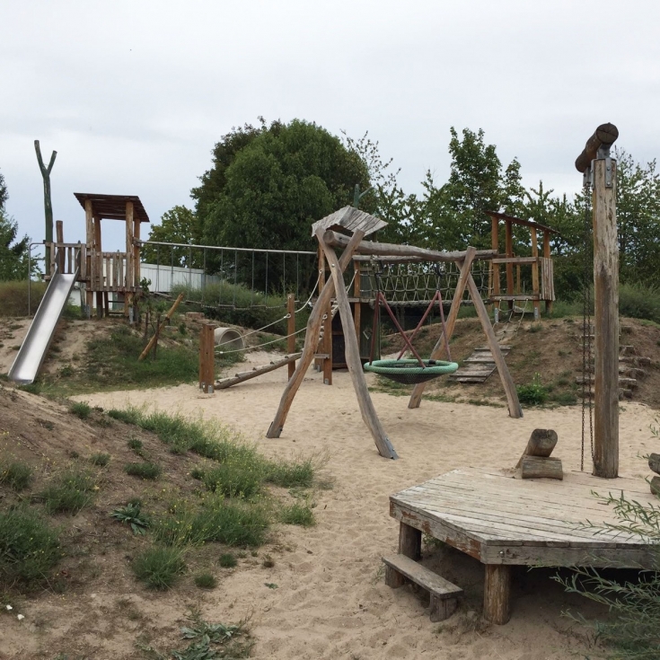 Spielplatz – Bild 4